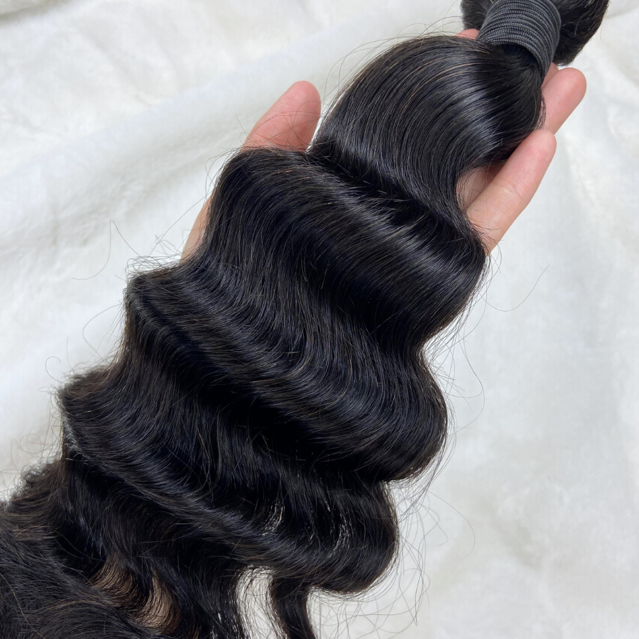 We Heart Hair Indian Romance Wavy 1 Bundle 100% Virgin Human Hair Natural Black 12”-28”