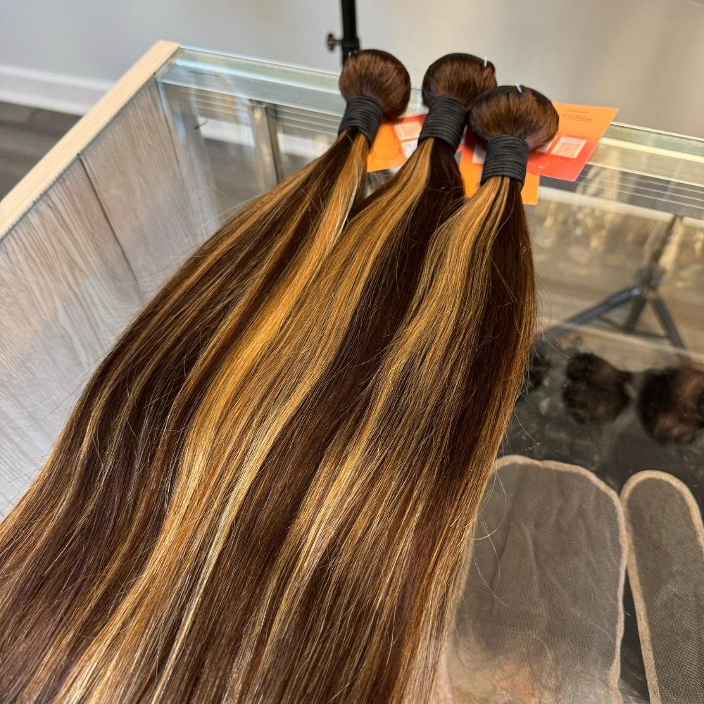 [We Heart Hair] Ombre Honey Blonde Highlights Malaysian Virgin Human Hair 3 Bundles